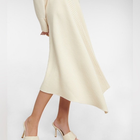 Loro Piana Cream Silk Midi Skirt, Size S - Picture 2 of 11